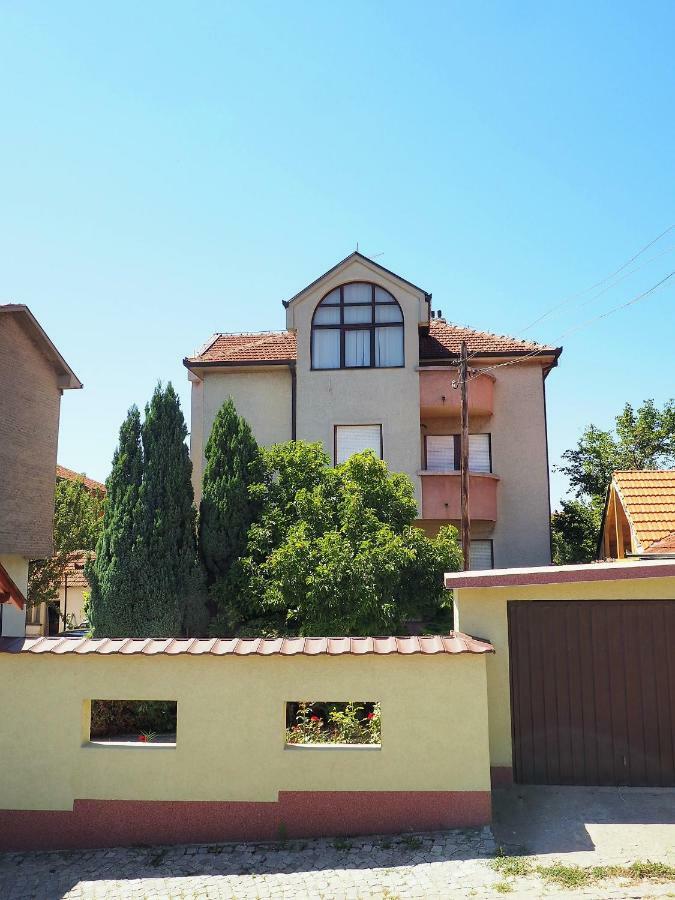 Guest House Stefanovic 브라네 외부 사진