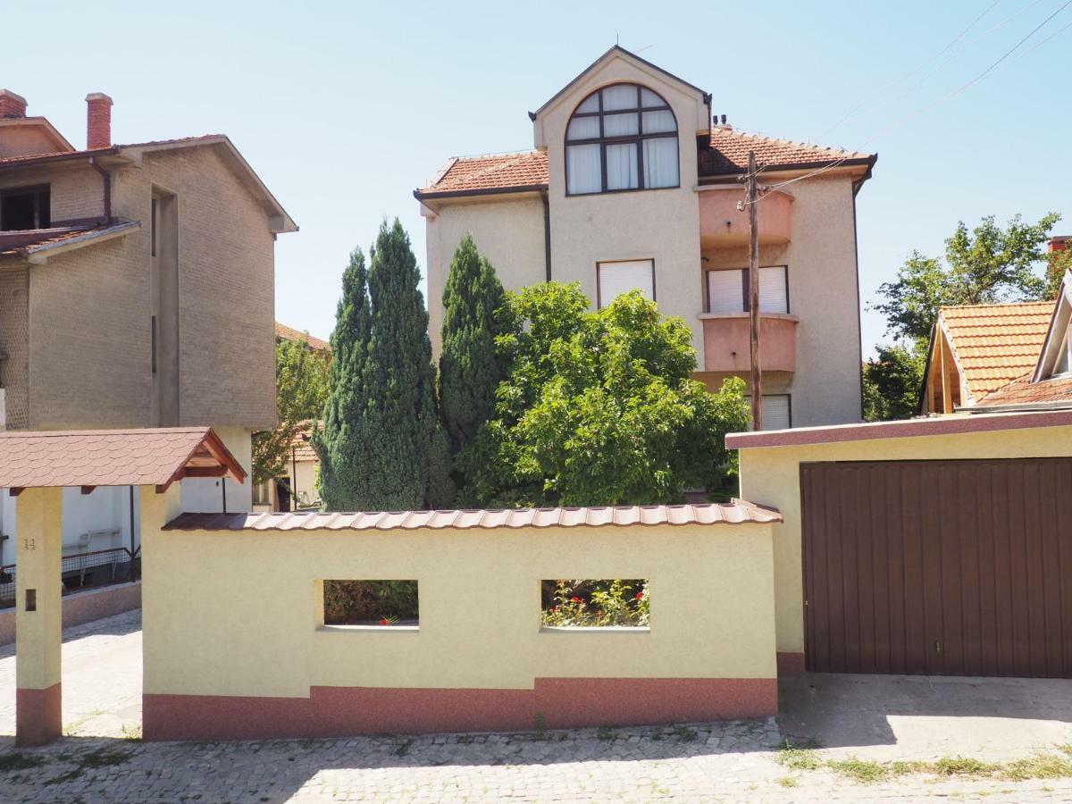 Guest House Stefanovic 브라네 외부 사진